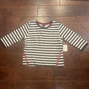 Forever 21 sweatshirt with zipper detail on side that unzips for fun